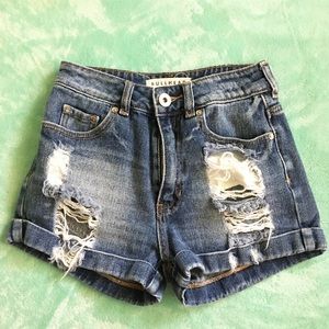 bullhead mom shorts